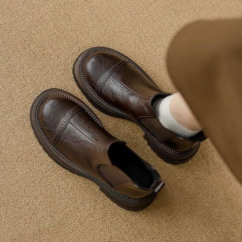 New Style Ankle Boots for Autumn and Winter, Fashionable and Versatile, Thick-soled Women's Shoes