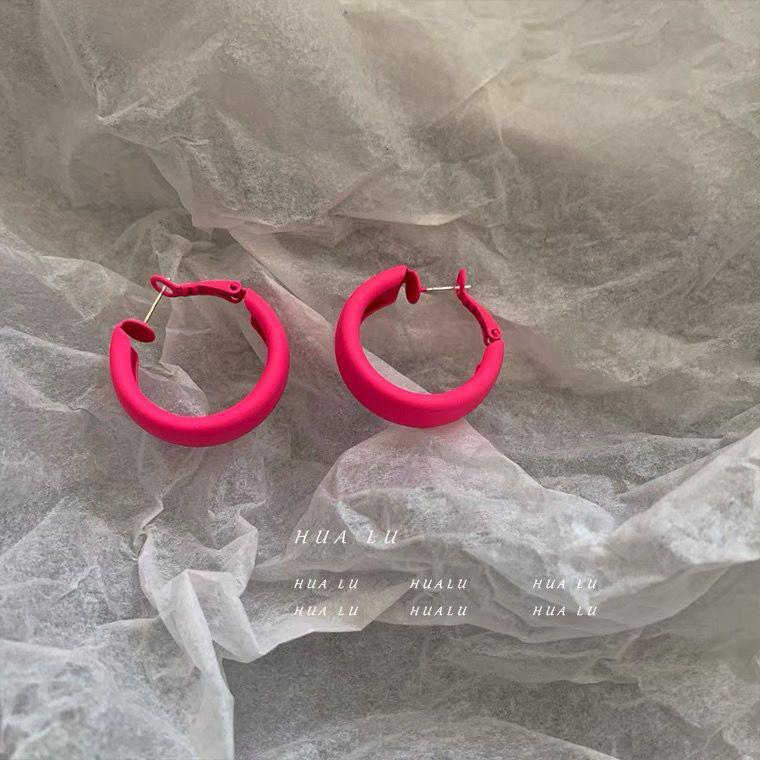 Dreamy Summer Romance Earrings: South Korea's New Trend for Women