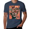 Enjoy The Butterflies On Flowers Vintage Style. T-Shirt Lightweight Gym Training T-Shirt