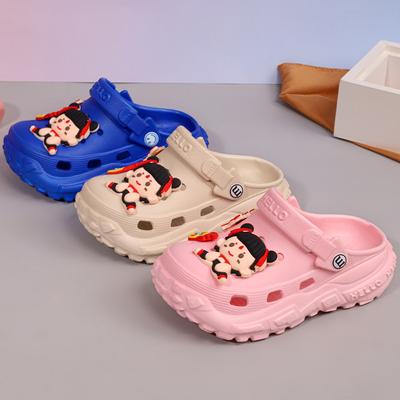 Children's Hole Shoes 2025 New Cartoon Cool Slippers Waterproof and Non-slip Soft Sole Summer Beach Shoes Outer Wear Parent-child Shoes