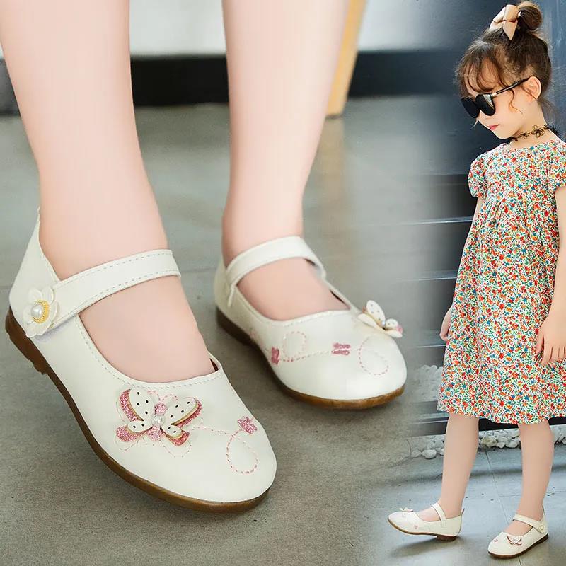 Mädchen Prinzessin Schuhe mit weicher Sohle und Perlen- und Schmetterlings-Dekoration, atmungsaktive Einzelschuhe, rutschfeste, einfarbige Mädchen Prinzessin Schuhe