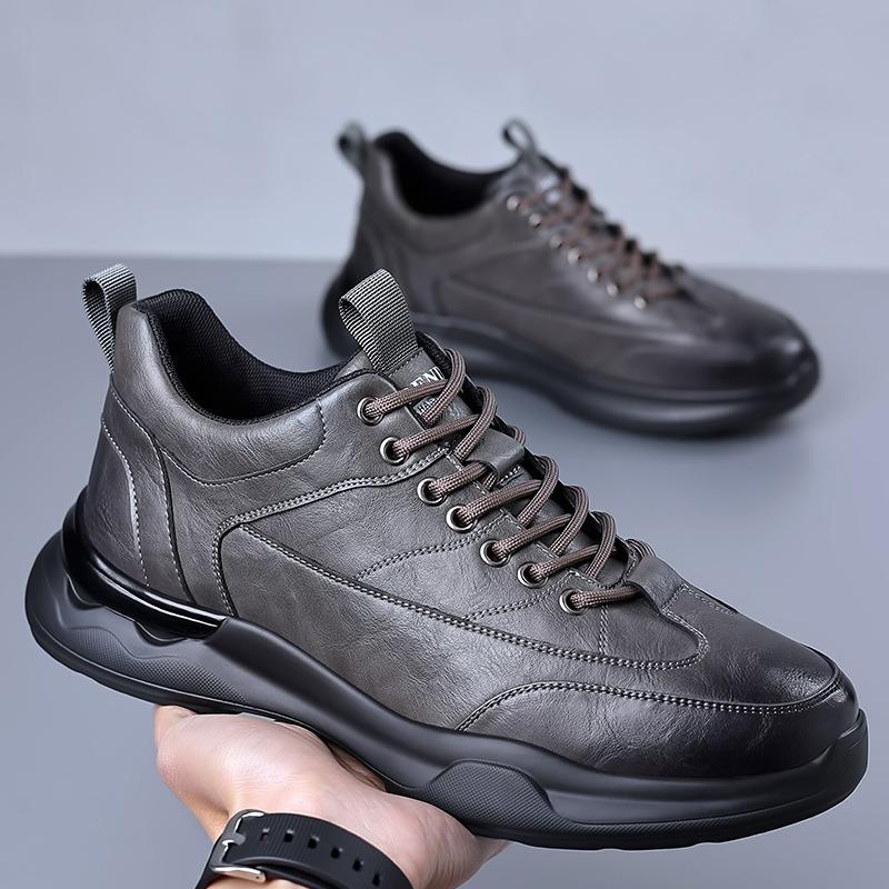 Fashion Retro Cow Leather Casual Sneakers for Men New Designer Velvet Man Platform Shoes Fashion Autumn Winter Sports Male Running Shoes