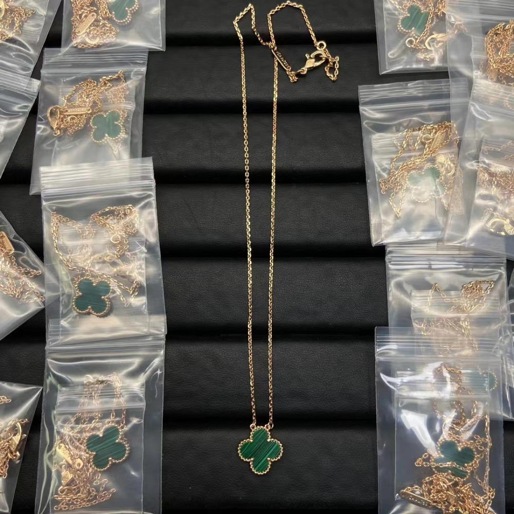 Náhrdelník čtyřlístek Klíční kost řetízek Přírodní perleť Oboustranný přívěsek Dámský Náhrdelník z červeného achátu