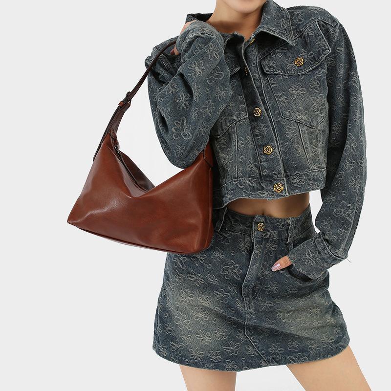 Spring fashion new bag versatile dumpling bag large capacity handbag commuter shoulder bag retro women's bag