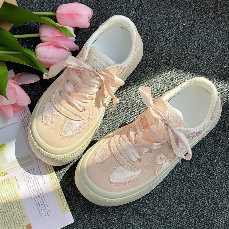 

Platform soled German training shoes women s 2025 summer new pink retro lace-up Internet celebrity explosion breathable sports and leisure shoes 40