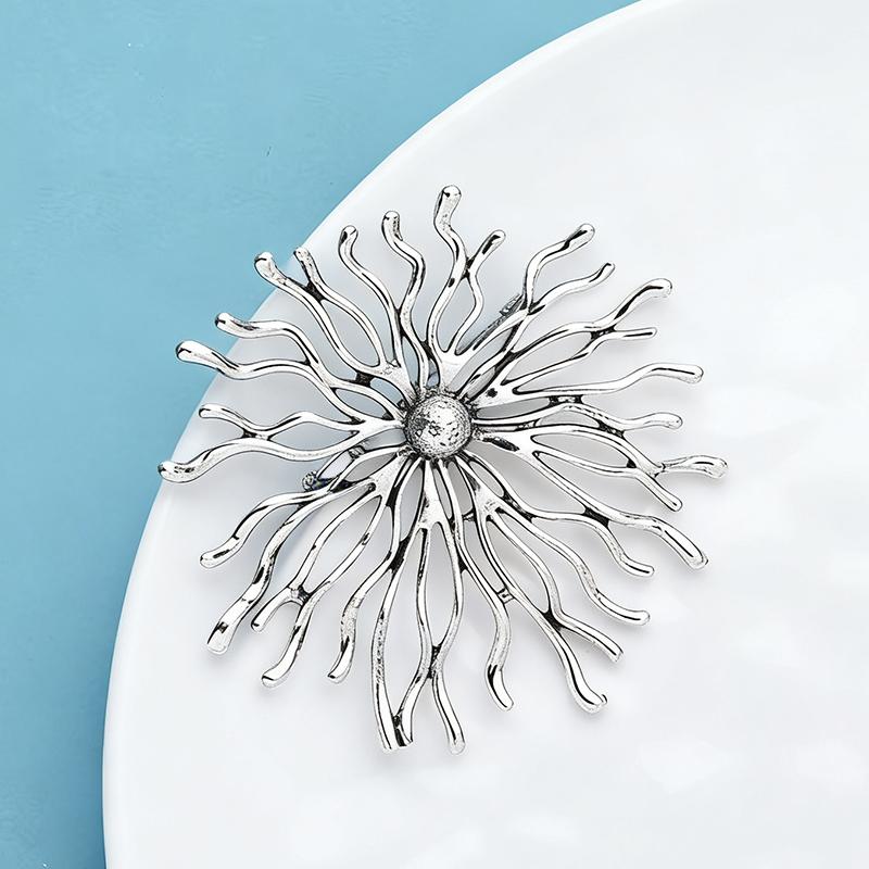 Wuli&baby Vintage Art Design Sun Shine Brooches For Women Unisex 2-color Metal Round Party Casual Brooch Pins Gifts