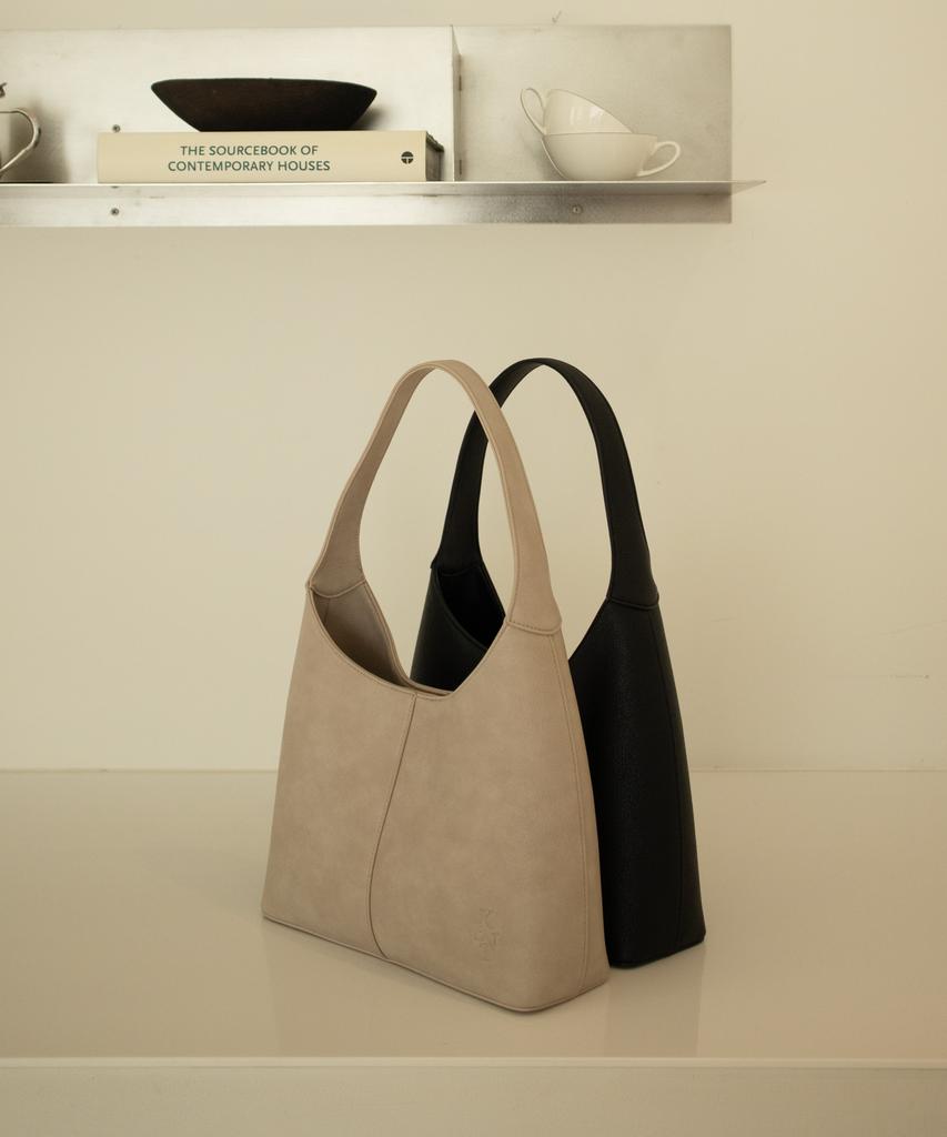 Kabinetment Poje Hobo Bag_Cloud Cream