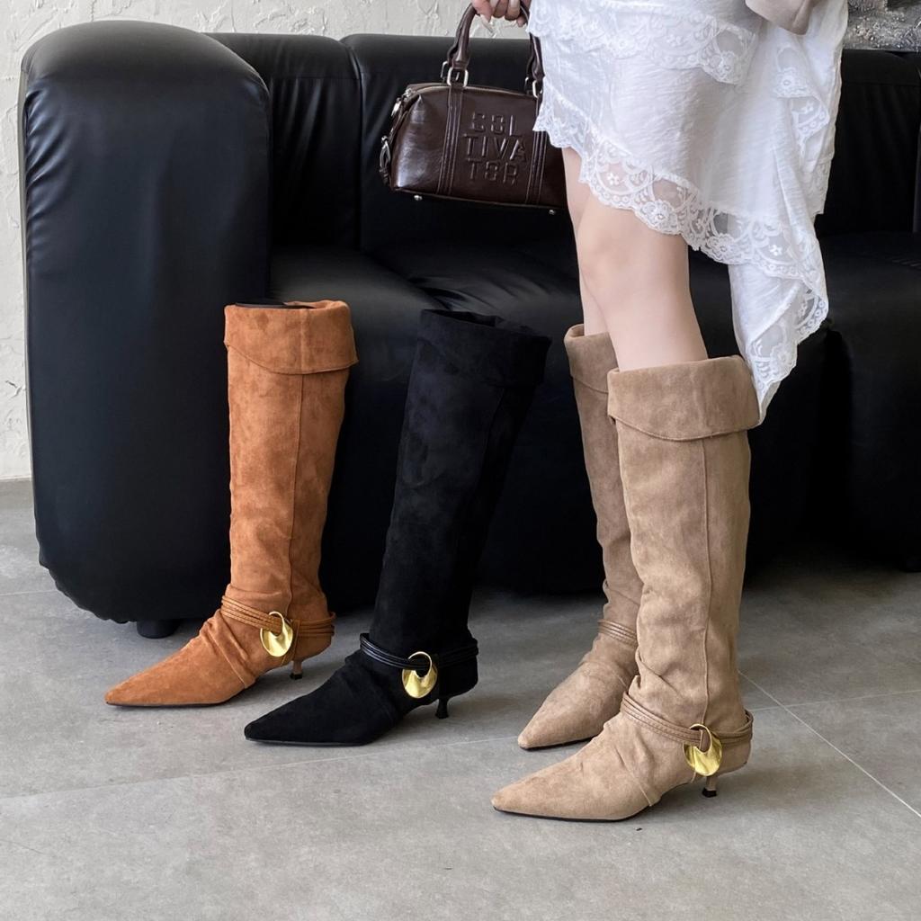 2025 autumn new pointed thin heel short with thin temperament French fashion sexy beauty female Internet celebrity boots