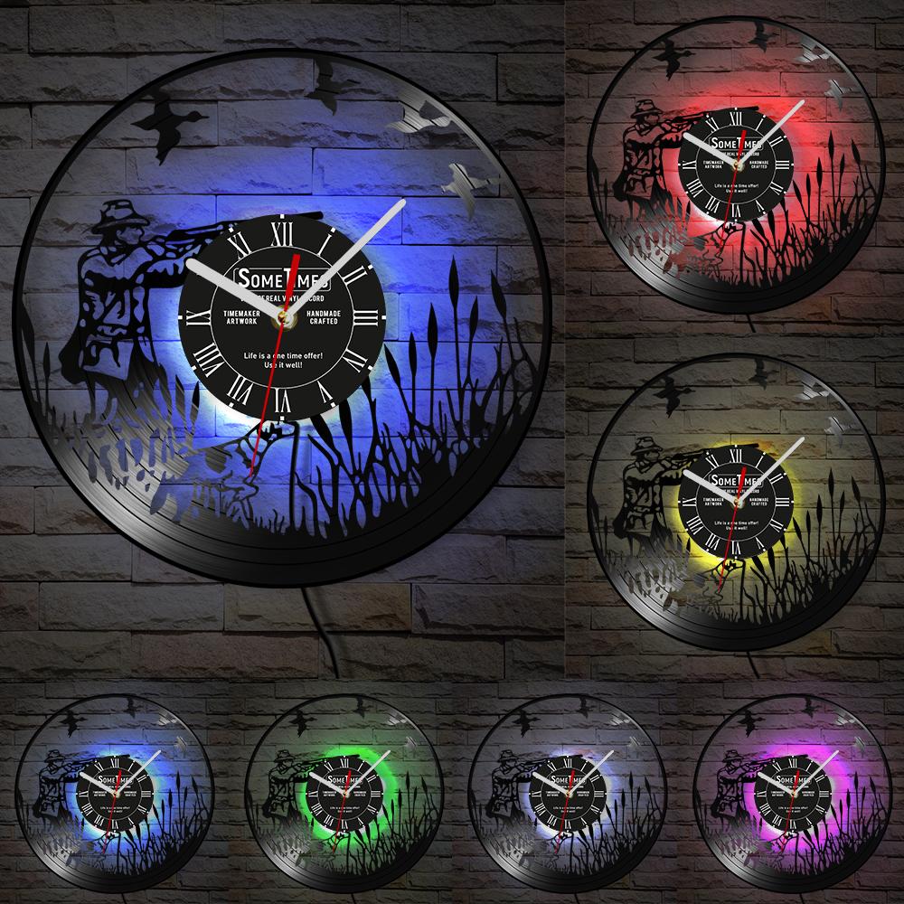Custom Hunter Vinyl Record Wall Clock For Man Cave Bedroom Hunting Artwork Personalized Wall Watch Retro Music Disk Craft Clock