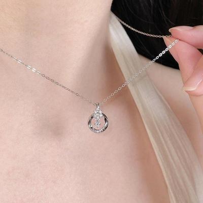 Mobius-Ring-Halskette für Damen mit Stern- und Wassertropfen-Anhänger - Exquisites und schlichtes Design
