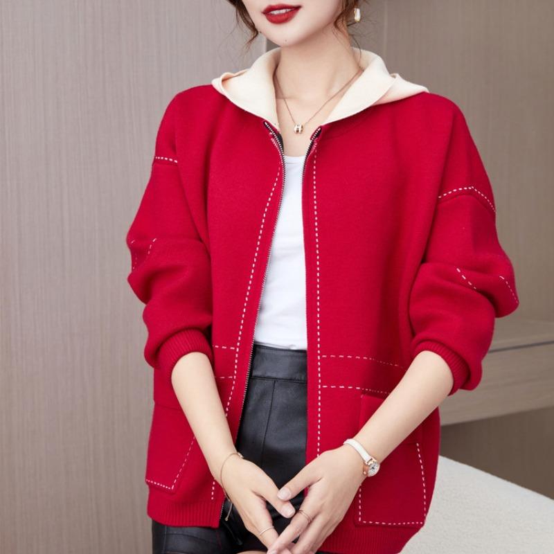 Middle-aged and elderly women's knitted sweater cardigan mother spring and autumn coat fashionable red natal year clothes new year clothes