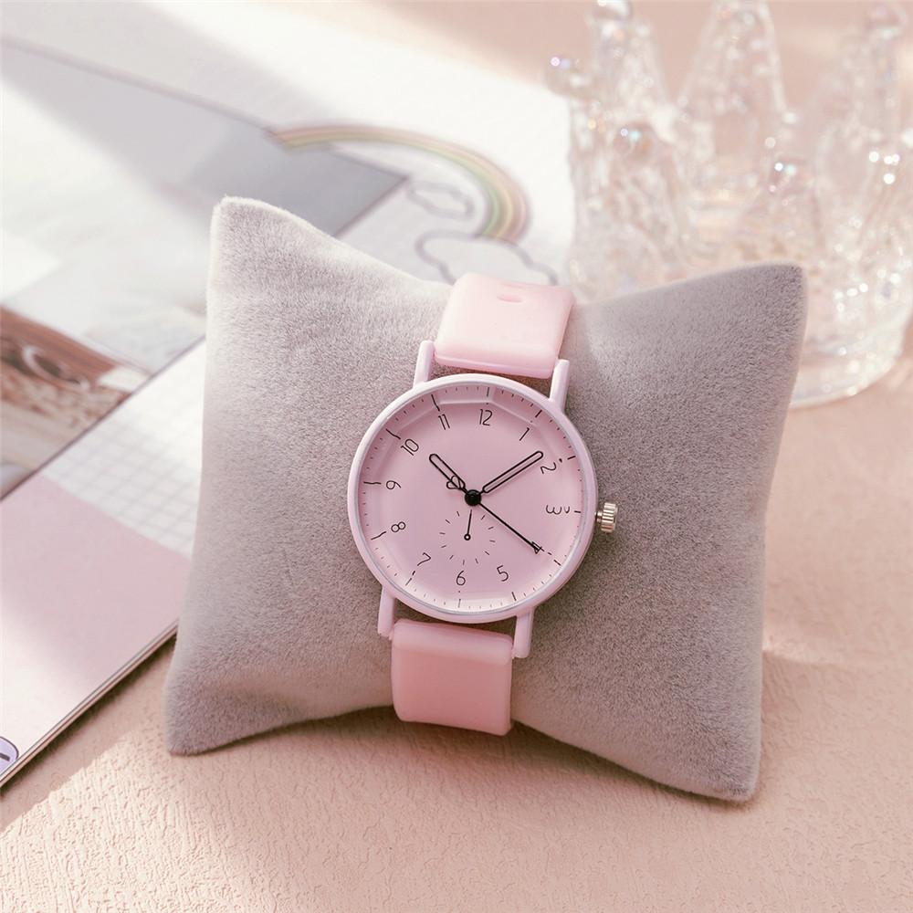 Women Digital Simple Watches Casual Silicone Strap Quartz Watch Gift Clock
