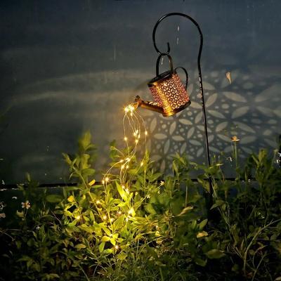 Güneş Enerjili Sulama Kovası Asılı Fener Braketi Bahçe Sulama Sanat Lambası Standı Patio Bahçe Yolu LED Dekor için Metal Destek