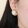 Elegant French Retro Pearl Ear Cuffs: Versatile, High-End Hong Kong Style Stud Earrings for Women.