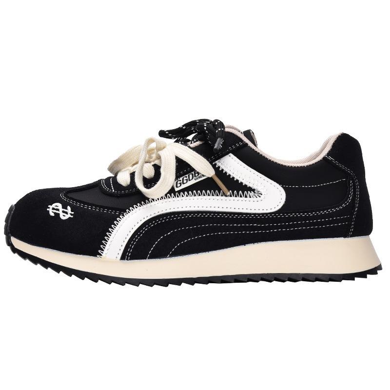 New products are on sale in autumn, new versatile retro thick-soled heightening casual sports shoes 6052