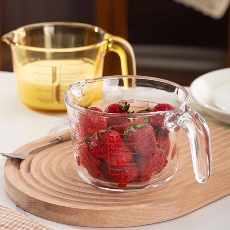 Glass Measuring Cup with Handle