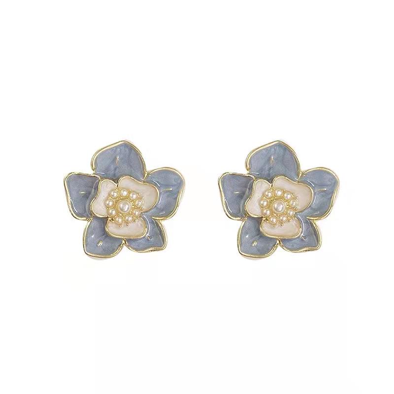 S925 Silver Needle Pearl Flower Earrings, Retro Hong Kong Style Oil Painting, Niche Design, Gentle Stud Earrings for Women