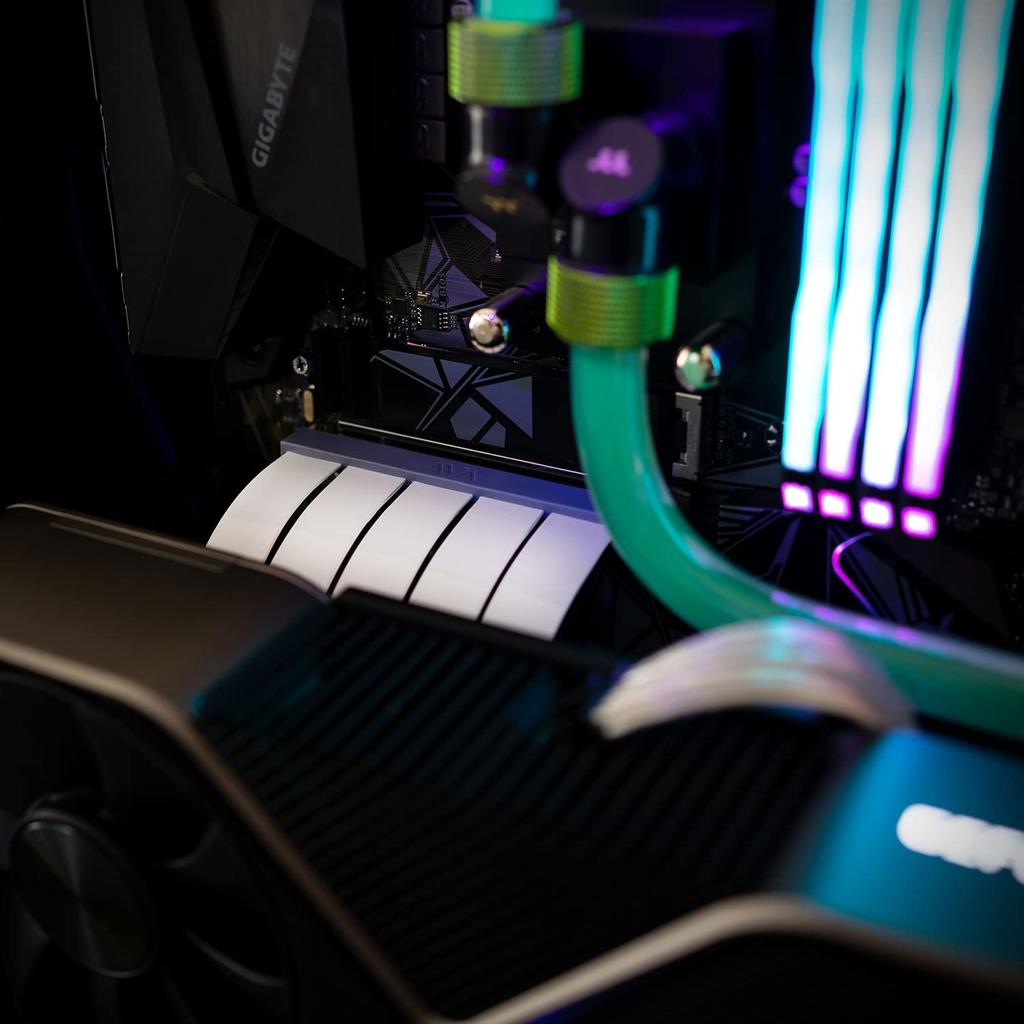 LINKUP AVA PCIe Gen 4 X16 Riser Cable RTX Compatible Boost Your Gaming Performance 90 Degree Black - 4.0 - 4090/RX7900 - - (30cm)