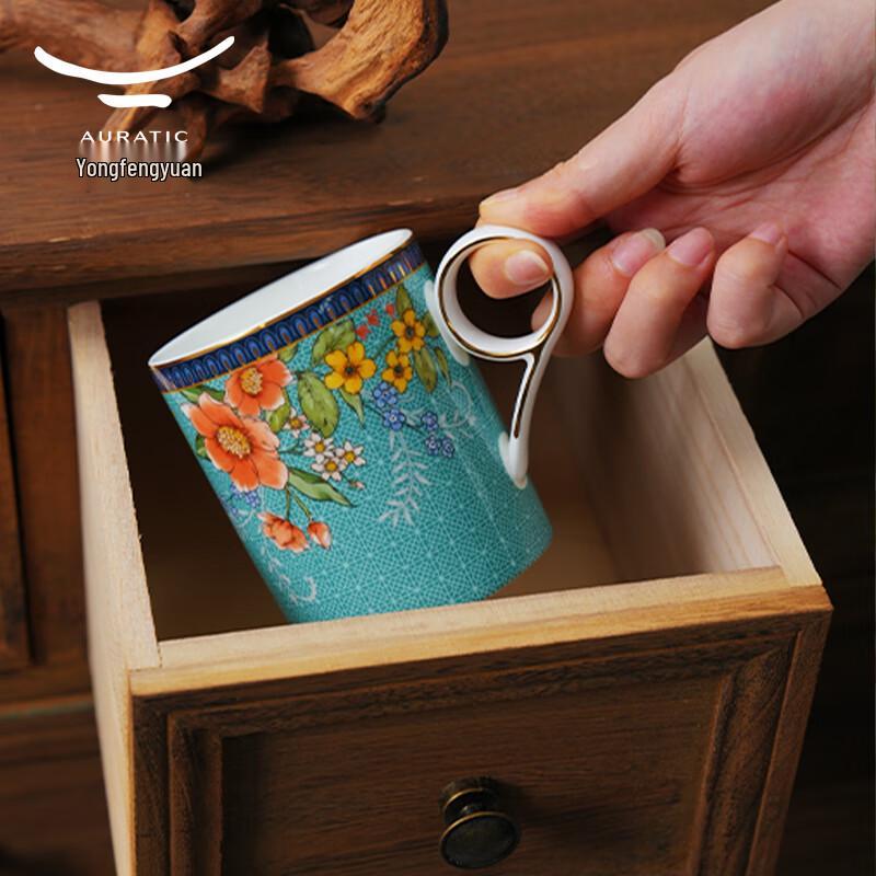 Yongfengyuan Splendid Ceramic Mug
