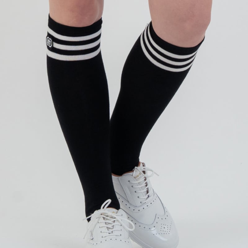 DOYOUKNOWMC ALL SEASON Striped Black Knee Socks
