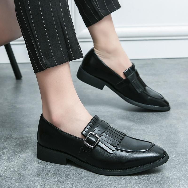 

Men s shoes large size spring and autumn new leather shoes fashion low top pointed business dress shoes foot casual leather shoes tide 38