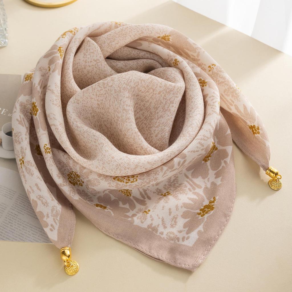 Women's Magnetic Buckle Cotton Scarf - Stylish, Lightweight, Comfortable Neck Protection