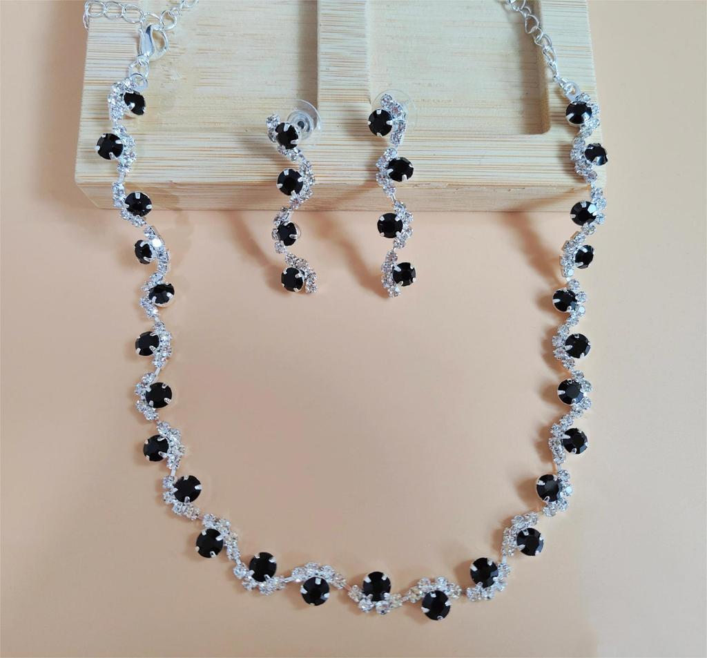 Silver Plated Rhinestone Bridal Necklace & Earrings Set
