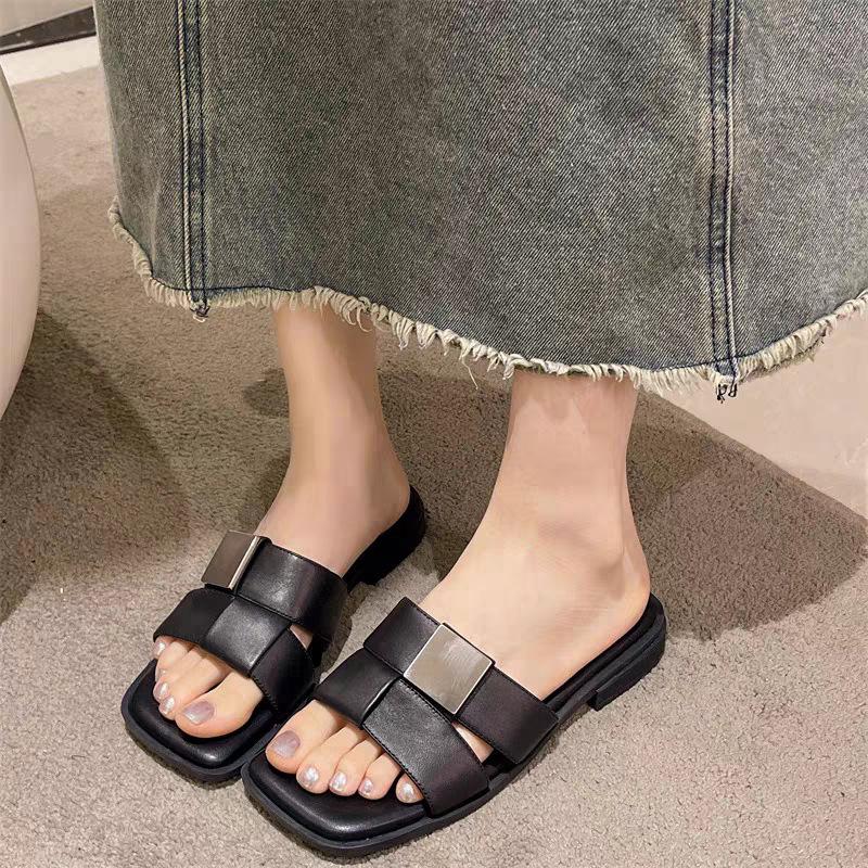 Silver One-word Cool Slippers Fairy Shoes 2025 New Summer French Fashion Outer Wear Flat-bottomed Versatile Women's Slippers