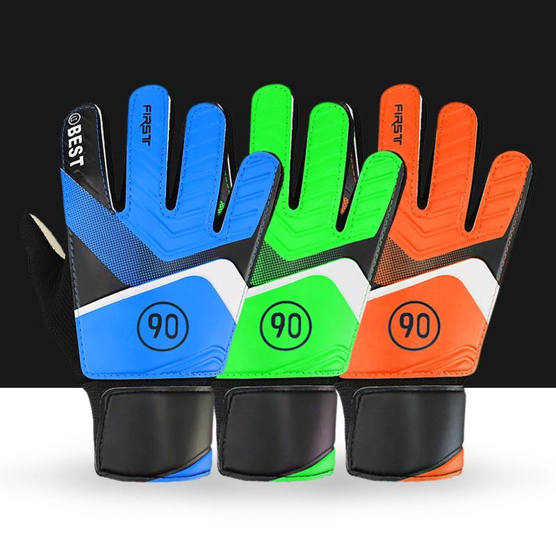 Kids Soccer Goalkeeper Gloves With Finger Protection Anti-Slip Latex Youth Football Goalie Gear Sizes 5-7