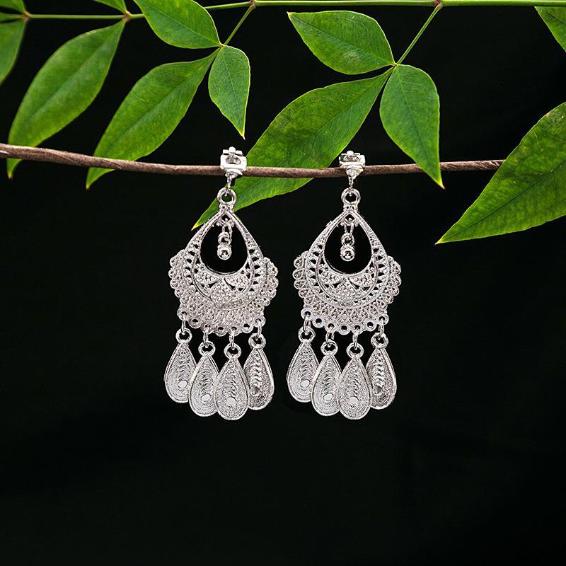 European and American cross-border ethnic style geometric fringed ear clips, Miao Yin retro and elegant minority earrings without piercings, women