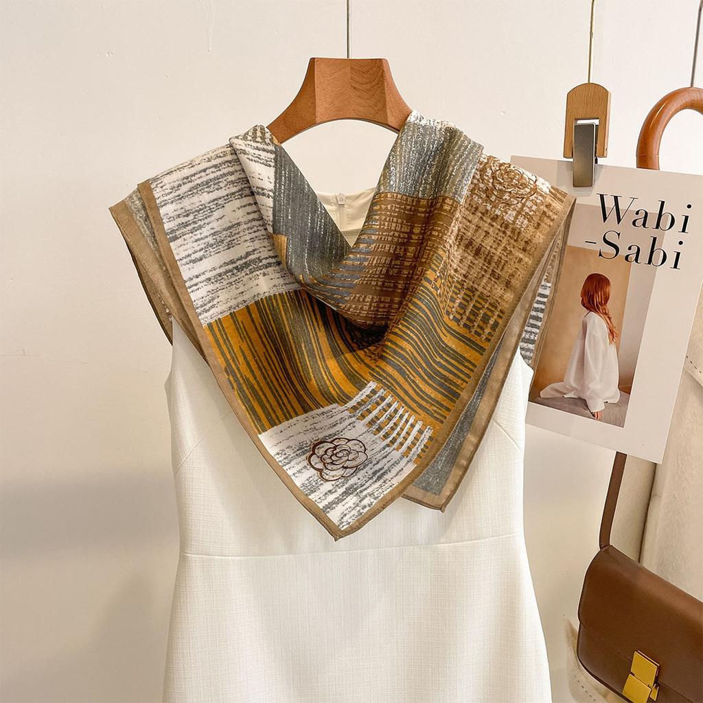 Retro Contrasting Color Texture Camellia Printing Square Scarf Thin Neck Silk Scarf Women's Daily Travel Sunscreen Headscarf
