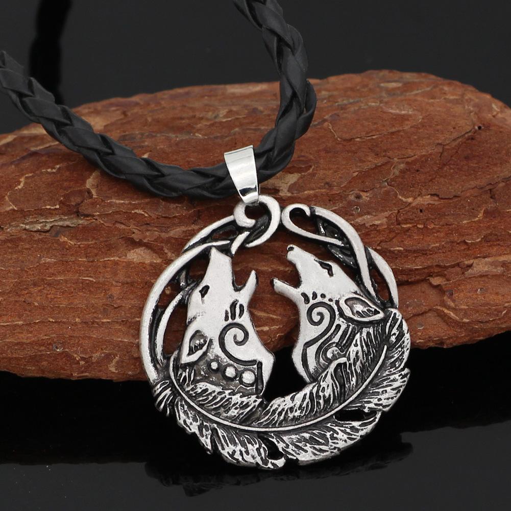 Norse Mythology Odin Celtic Wolf Head Pendant Necklace Unisex Vintage Sweater Chain Jewelry Accessory