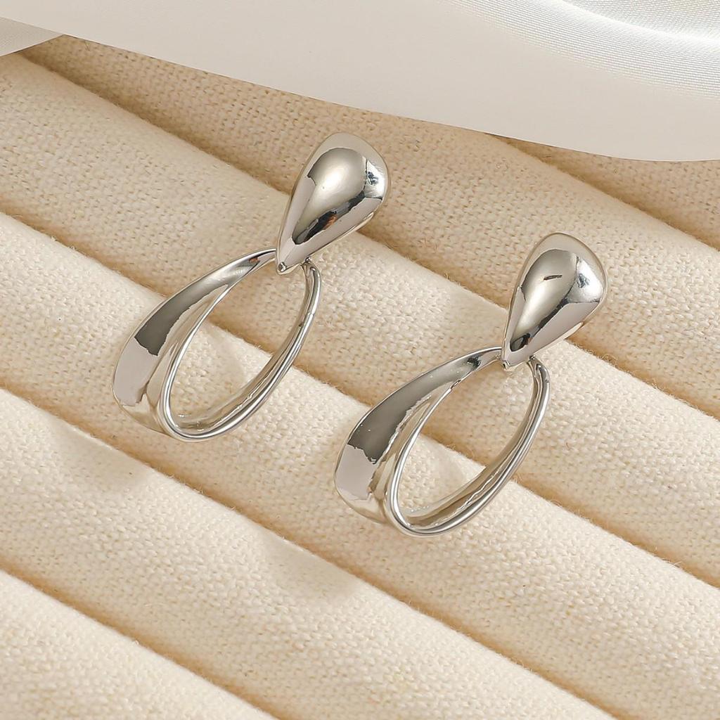 Pince à Oreilles Minimaliste Écologique en Forme de Larme