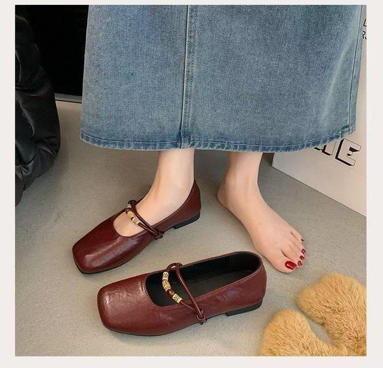 Flat-soled Mary Jane Shoes Women's 2026 New Single Shoes Spring French Shallow Mouth Retro Soft-soled Leather Shoes Ballet Shoes