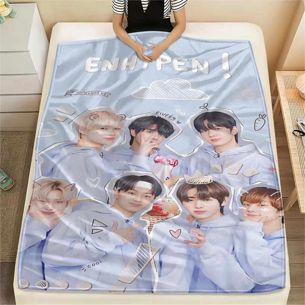 

1PC Enhypen Print Flannel Blanket, High quality All Seasons, Home Decor, Warmth and Comfort, Perfect for Christmas Gifts 150cm x 200cm