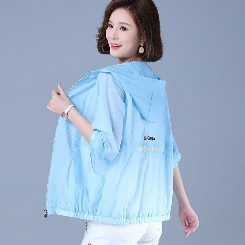Hooded Thin Jacket Women's Sunscreen Clothing Long Sleeved Breathable Short Coat Daily Simple Casual Summer