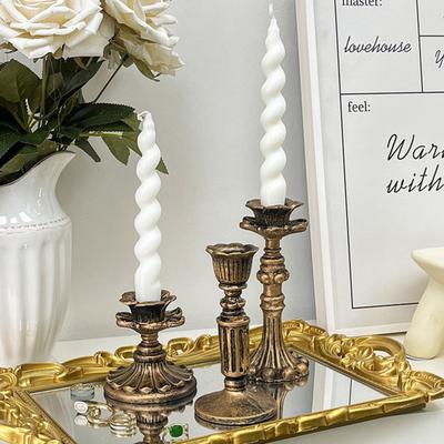 Vintage Kerzenständer im Retro-Stil, nostalgischer Kerzenhalter mit floralem Muster aus Kunstharz, ideal als Tischdekoration für Hochzeiten, Jahrestage, Kamin oder Zuhause.