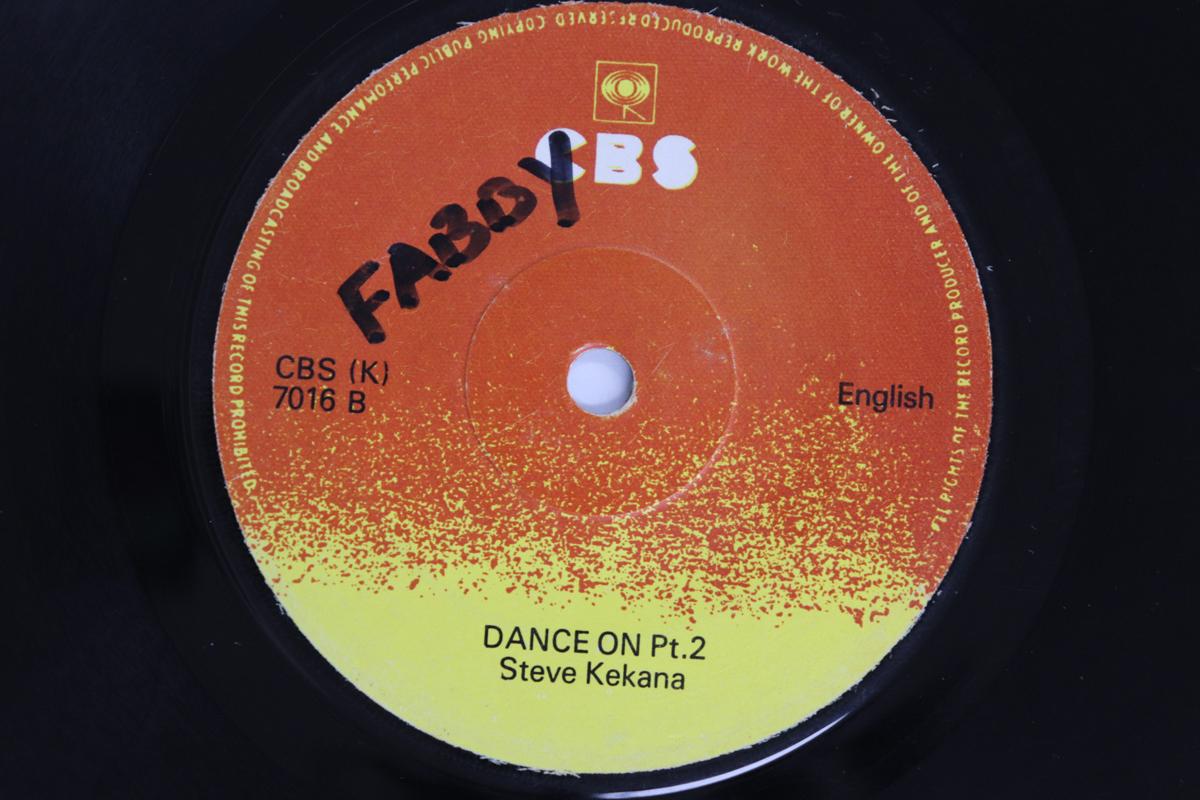 

7inch Record STEVE KEKANA - Dance CBS7016 CBS Kenya Pop Used