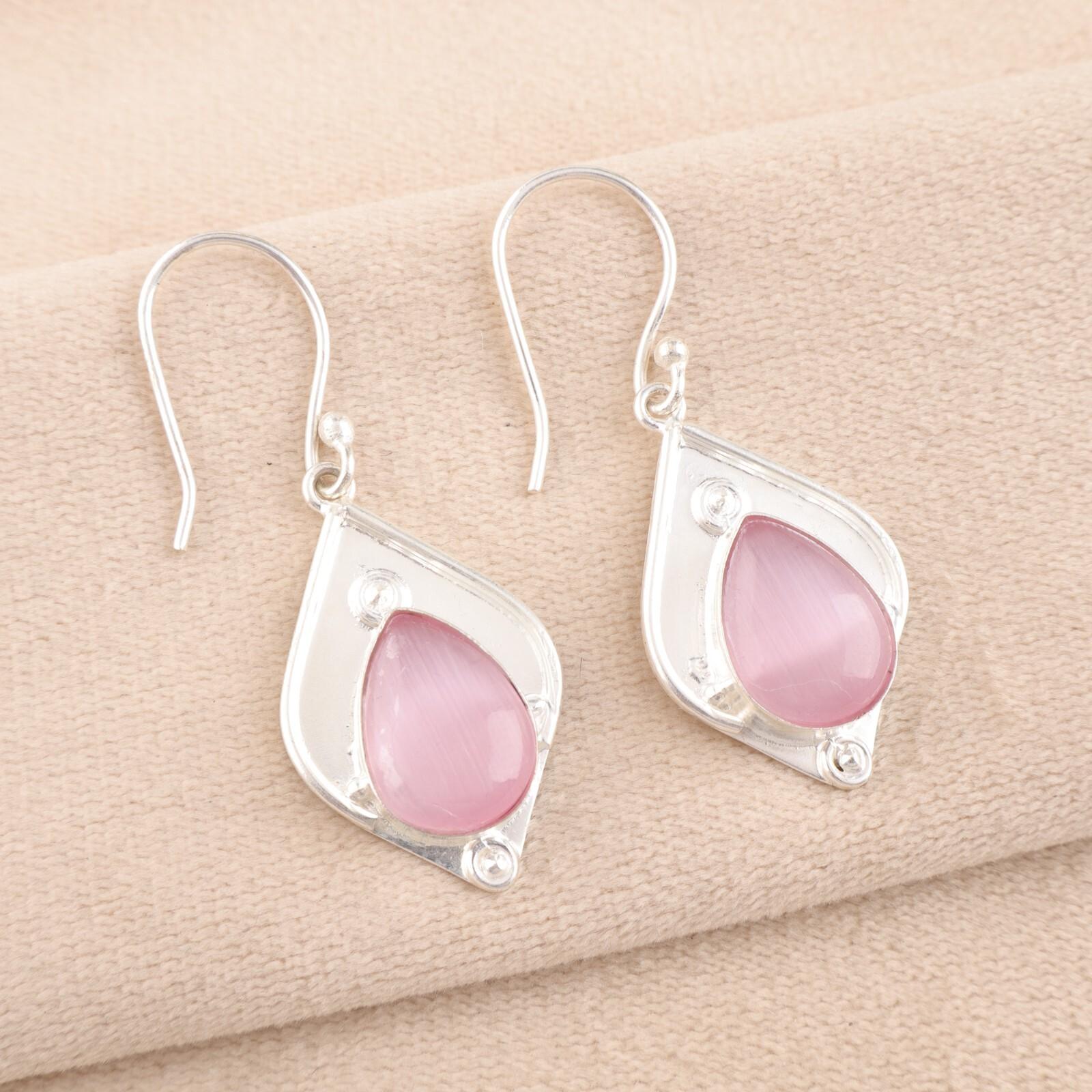 

Розовый камень Кошачий глаз Ювелирные изделия из стерлингового серебра 925 пробы Ручной работы Серьги-крючки 1,90 EE-35-44