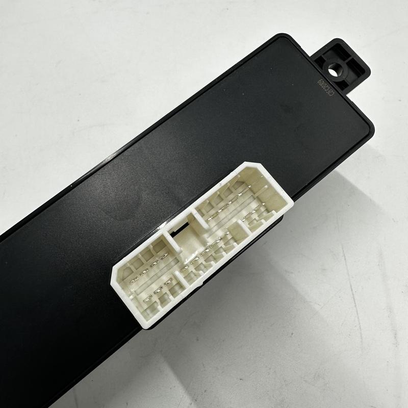 Power Seat Switch Front Left for 2010-16 for Hyundai ix35 2.0L 2.4L 881902S5009P