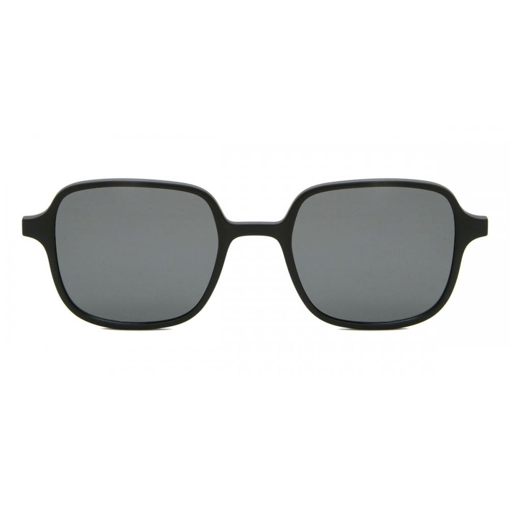

Солнцезащитные очки женские Clip On Oval Matte Black Smartbuy collectiOn Sassy Clip On Only Polarized Clip Mc98 1 fashiOn 52-20-00