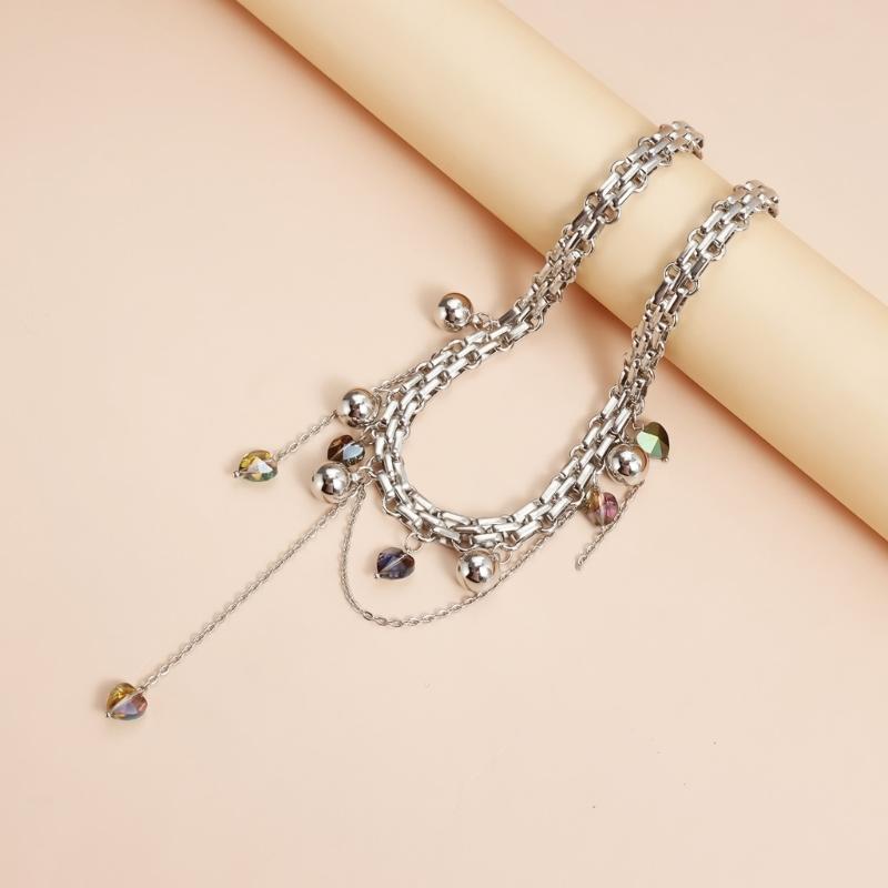 Unique Love Themed Alloy Necklace Versatile Accessory Clavicle Chain For Parties Dating Special Occasions