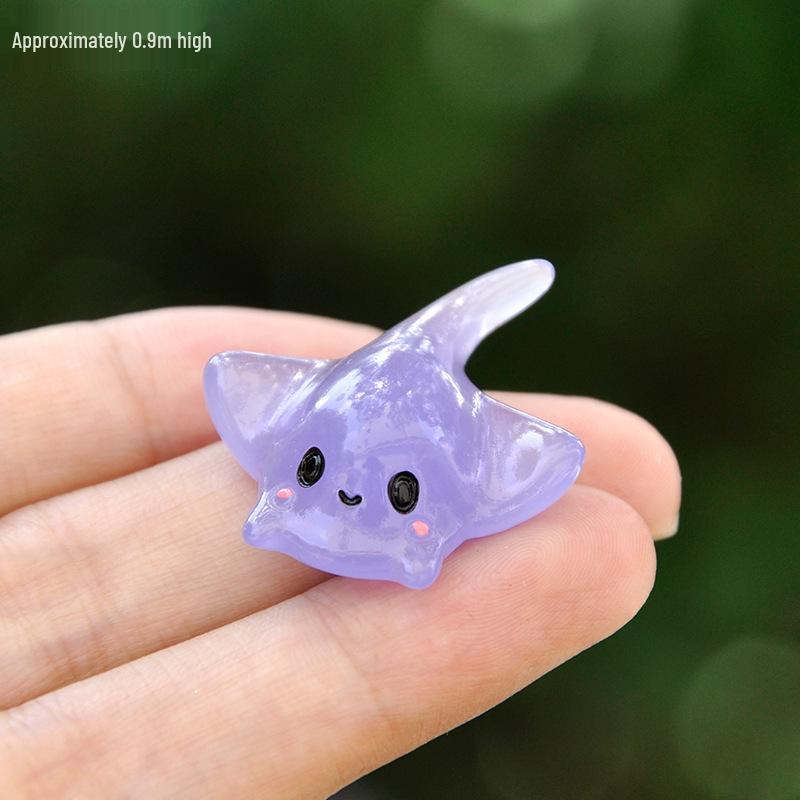 Moss Micro-Landscape: Luminous Marine Animal Figurines for Fish Tank Decoration