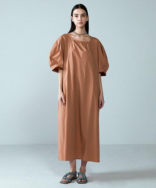 Nuboten Square Neck Shirred Puff Long Dress Vwopne0400