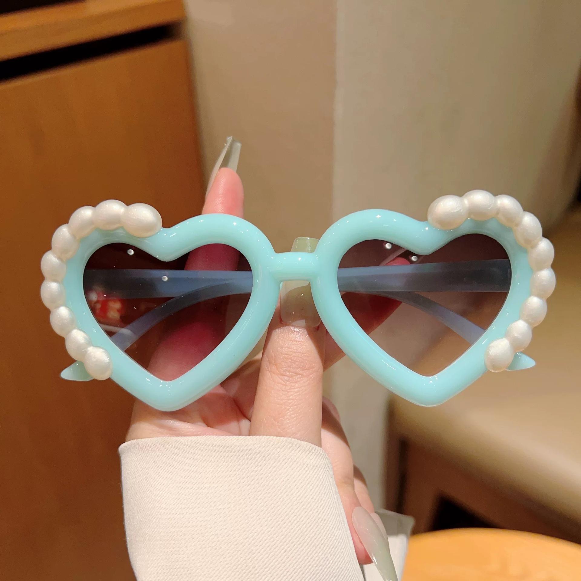 

Cute Children s Sunglasses, Boys and Girls Sunglasses, Heart-shaped Sunshade Glasses, Decorative Glasses