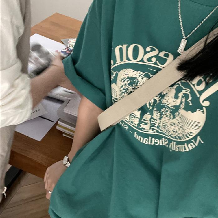 Tricou coreean de vară cu mânecă scurtă și croială largă pentru femei - Design la modă 2022