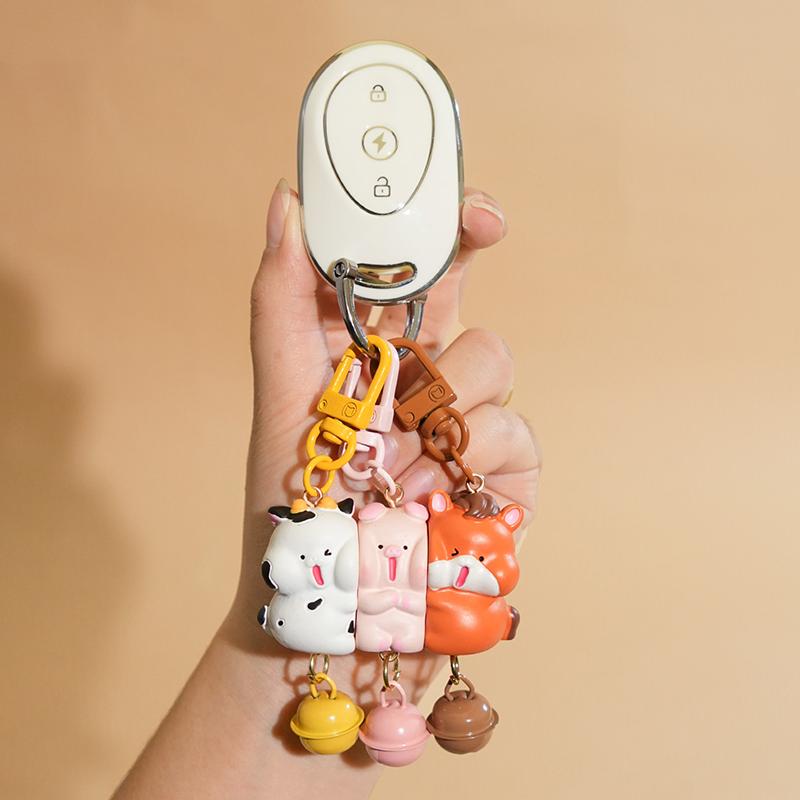 Magnetic Snap Keychain Set 3 Pcs Cartoon Resin Charms Portable Detachable Key Holders for Jacket Zipper Pendant Gift