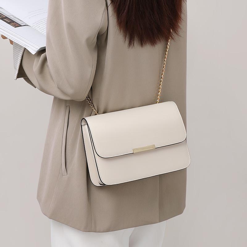 2025 Autumn Winter New Chain Crossbody Bag for Women, Cowhide Crossbody Underarm Bag, Single Shoulder Bag, Versatile Small Square Bag