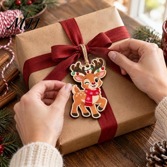 Holiday Hanging Decorations 6Pcs Wooden Reindeer Christmas Ornament, Cute Deer Decor Charms with Jute String, Tree Pendant for Home Shop Natural Wood