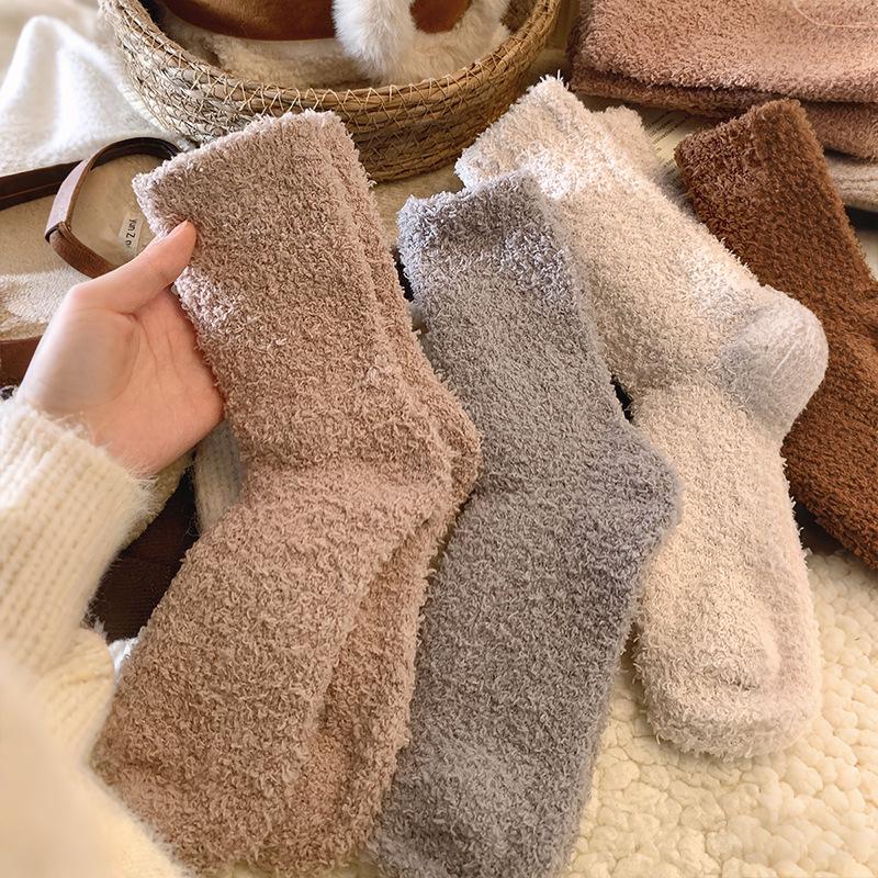 Women's Coral Fleece Mid-Calf Socks - Warm, Thickened, Fleece-Lined, Cold-Resistant for Winter and Home.